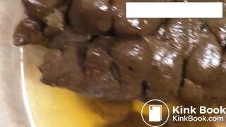 Hot girl shits in bowl - video 3