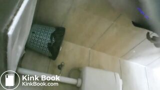 spy camera asian girl pee and shit.video_146