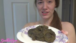 Hot girl shitting and masturbating - video 2