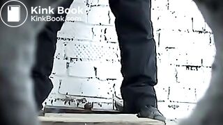 Spying Girls Pooping