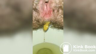 Pissing & Farting Like A Tiny Engine Revving (Poop ♡)