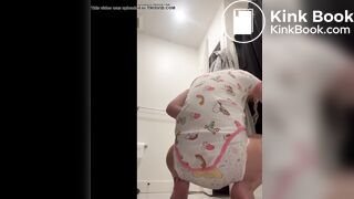 Cute girl pooping pamper
