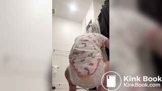 Cute girl pooping pamper