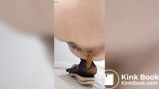 Scat iranian milf - video 2