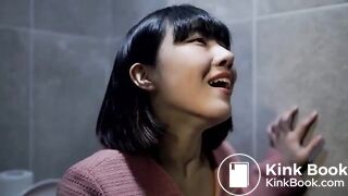 Two Korean Girls Desperate For A Toilet