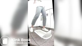 Japanese poop 3 - video 6