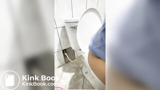 Girl Toilet Fart 2