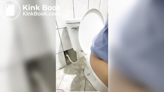 Girl Toilet Fart 2