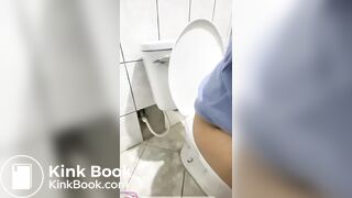 Girl Toilet Fart 2