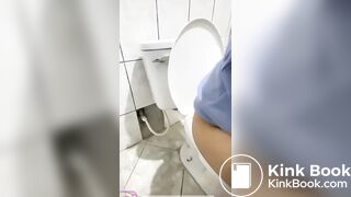 Girl Toilet Fart 2