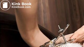 her pussy filled with shit（UNCENSORED）