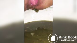 Liquid poop