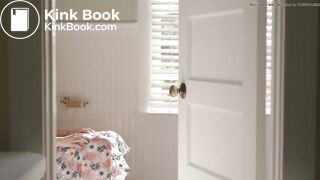 Emilia Clarke poops scene (“realistic” audio edit)