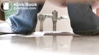 spy camera asian girl pee and shit.video_216