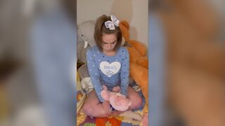 JB piss & shits in a diaper and masturbates while in it