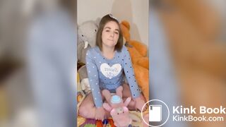 JB piss & shits in a diaper and masturbates while in it