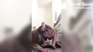 BBW POOPING #02