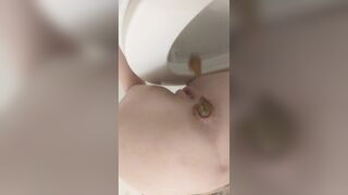 please help ID this girl - ginger redhead shits again