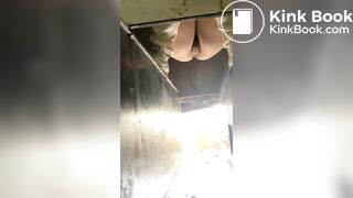 spy camera asian girl pee and shit.video_226