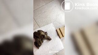 Alice pooping close-up
