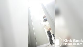 spy camera asian girl pee and shit.video_175