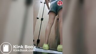 spy camera asian girl pee and shit.video_145