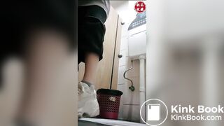 spy camera asian girl pee and shit.video_145