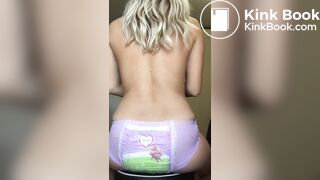 ABDL girl messing her baby pampers..