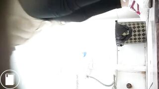 spy camera asian girl pee and shit.video_217