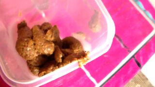 girl shits - video 19