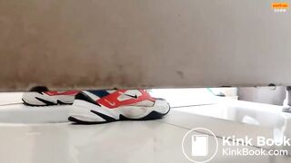 PEEPING AT CHINESE GIRLS USING THE RESTROOM.video-080