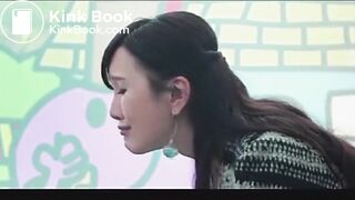 girl need to poop