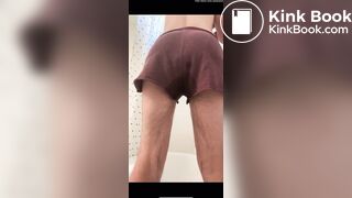 Super hairy girls shits herself