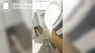 Girl Toilet Fart