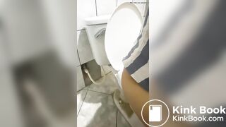 Girl Toilet Fart