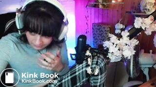 Streamer shits herself in stream