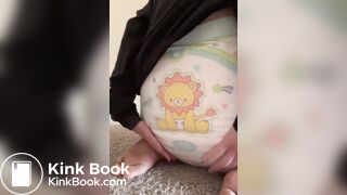 Diaper girl poop n sit