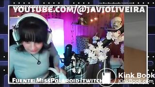 Spanish streamer shits live on Twitch