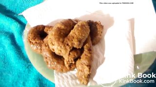 girl shits - video 17