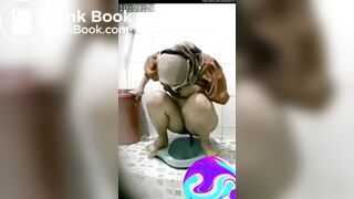 Indonesian hijabi girl shitting rapidly