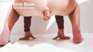 She makes a poo - video 26
