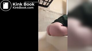 Gassy Tub Shit and Piss