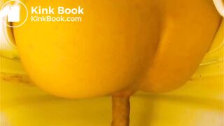PEEPING AT CHINESE GIRLS USING THE RESTROOM.video-067