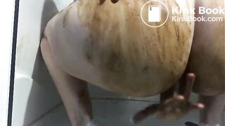 Pee And Poo Smearing
