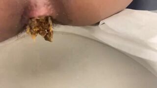 Girls Toilet Selfie - video 245