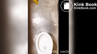 Myeish shitting without panties on