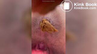 Japanese Twitter girl Poop on the camera