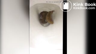 Sexy girl pooping 1.9