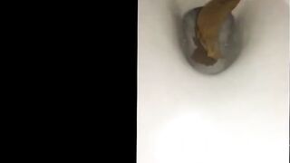 Sexy girl pooping 1.9