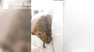 explosive diarrhea pants blowout